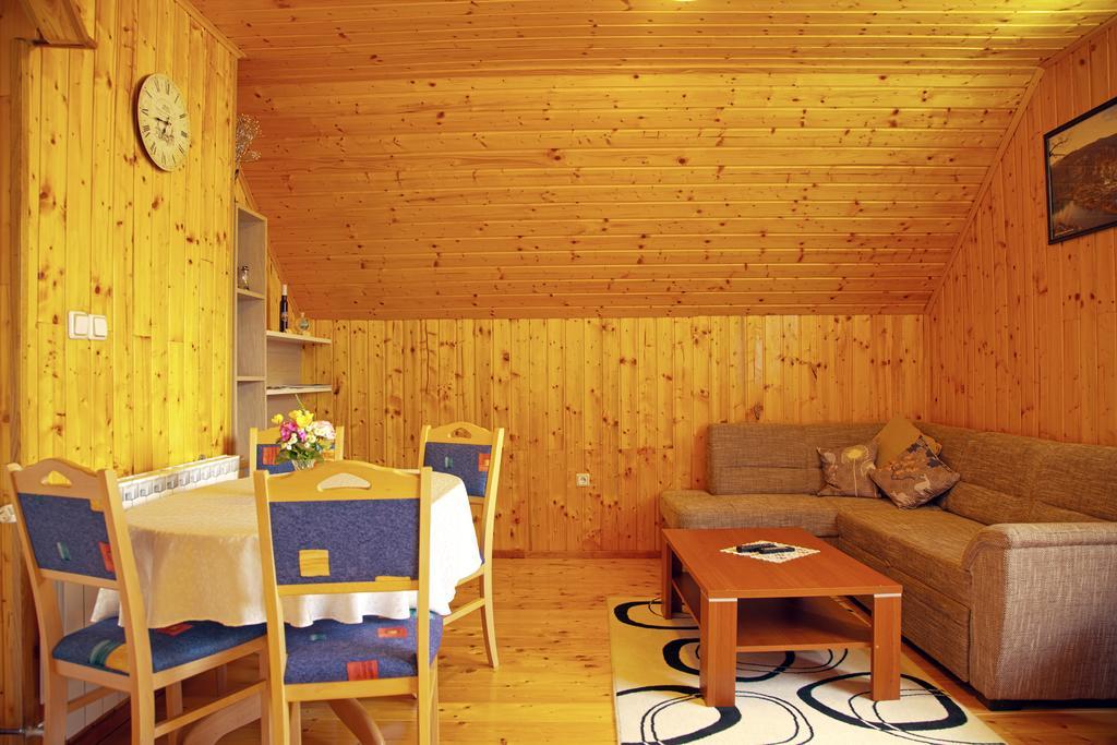 Apartment Ines Smoljanac Εξωτερικό φωτογραφία
